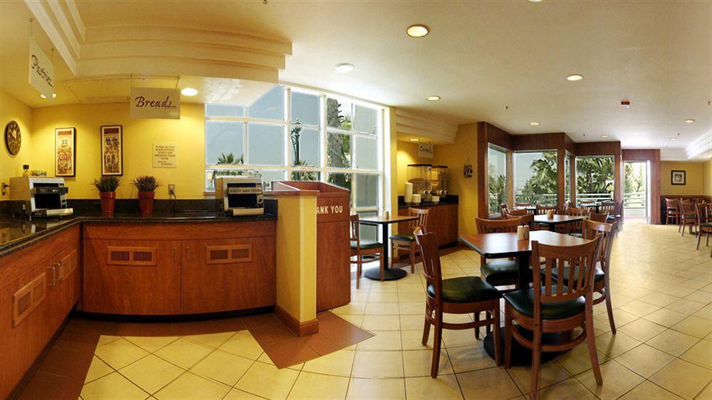 La Quinta By Wyndham Anaheim Exterior foto